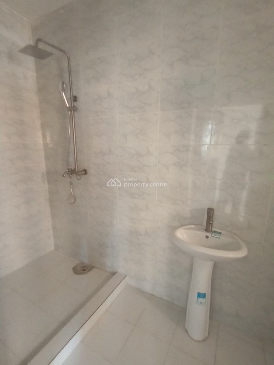 Well Maintained 3 Bedroom Flat with Bq, Orchid Road, Lekki, Lagos, Flat / Apartment for Sale
