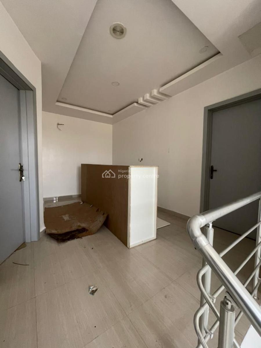 3-bedroom Terrace, Orchid Road, Lekki, Lagos, Terraced Duplex for Rent