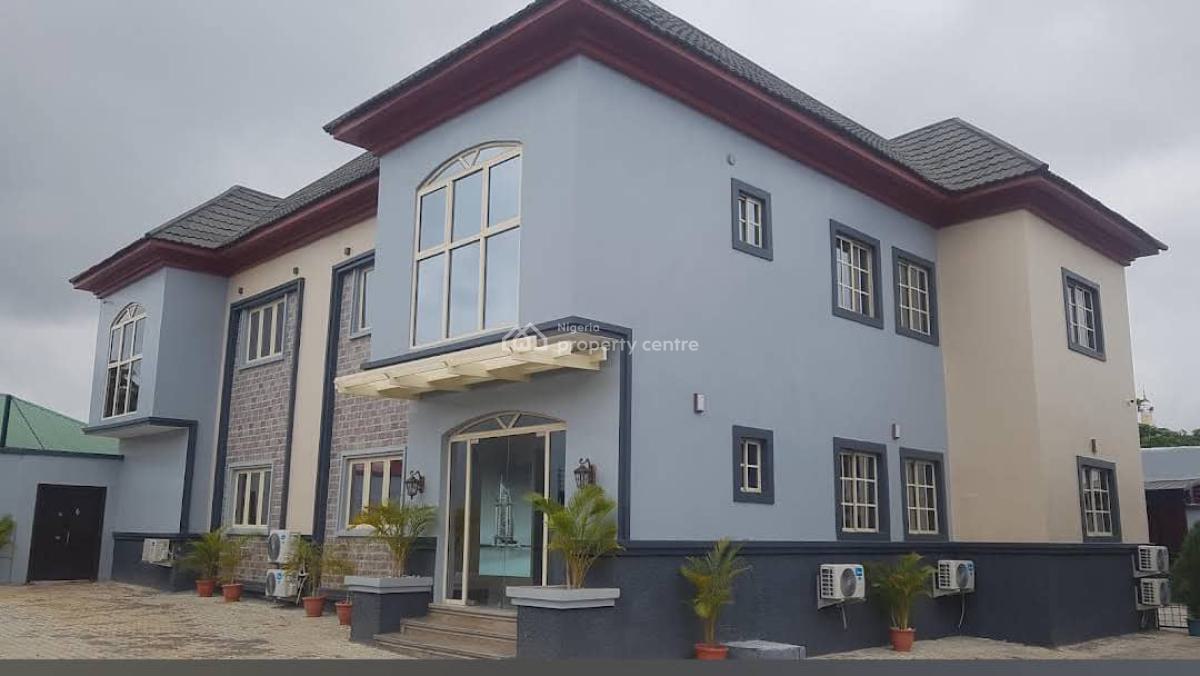 Functional Hotel Consisting 14 Rooms, 3rd Avenue, Gwarinpa, Abuja, Hotel / Guest House for Sale