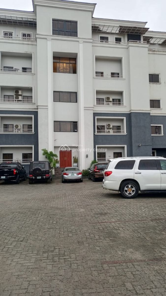 Massive 3 Bedrooms Flat on The First Floor, Ikoyi, Lagos, Flat / Apartment for Rent