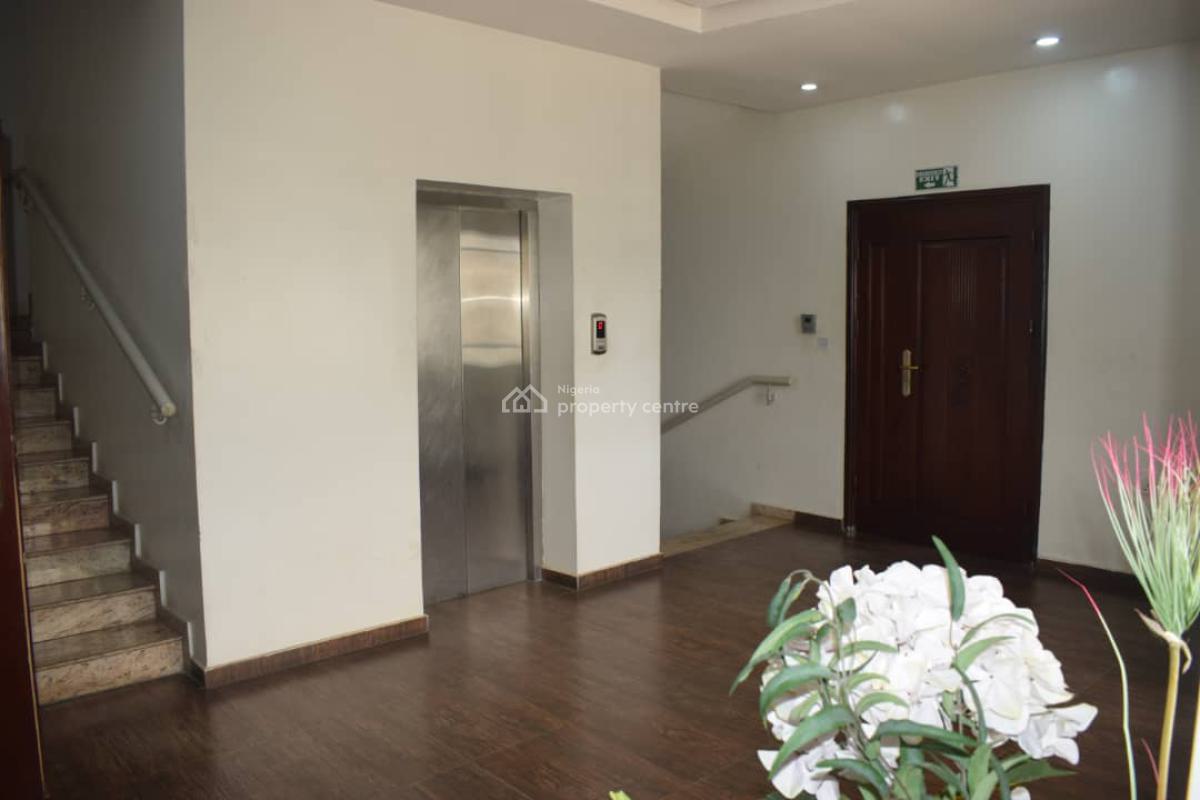 Massive 3 Bedrooms Flat on The First Floor, Ikoyi, Lagos, Flat / Apartment for Rent