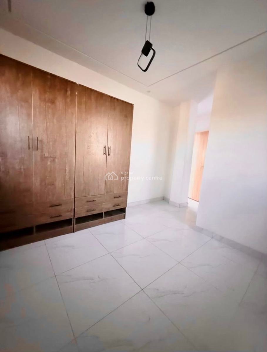 Luxury 2 Bedroom Penthouse with Rooftop Space, Ologolo, Lekki, Lagos, Flat / Apartment for Rent