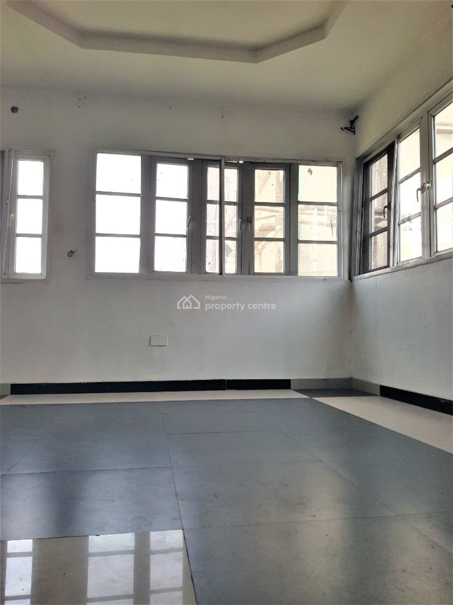 Mini Flat ( Room and Parlour) in a Serene Neighbourhood - Upstairs, Ologolo, Lekki, Lagos, Mini Flat (room and Parlour) for Rent