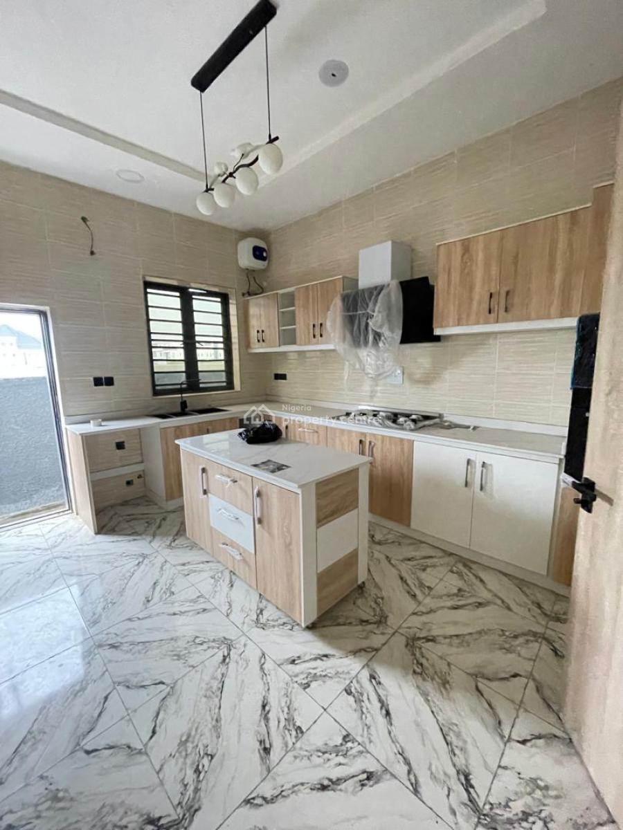Standard Single Room Shared Apartment in a Duplex, Orchid Road, Lekki, Lagos, Self Contain (single Rooms) for Rent