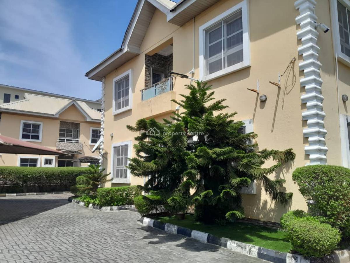 Serviced 4 Bedroom Duplex with Bq, Chevron Drive, Lekki, Lagos, Detached Duplex for Rent