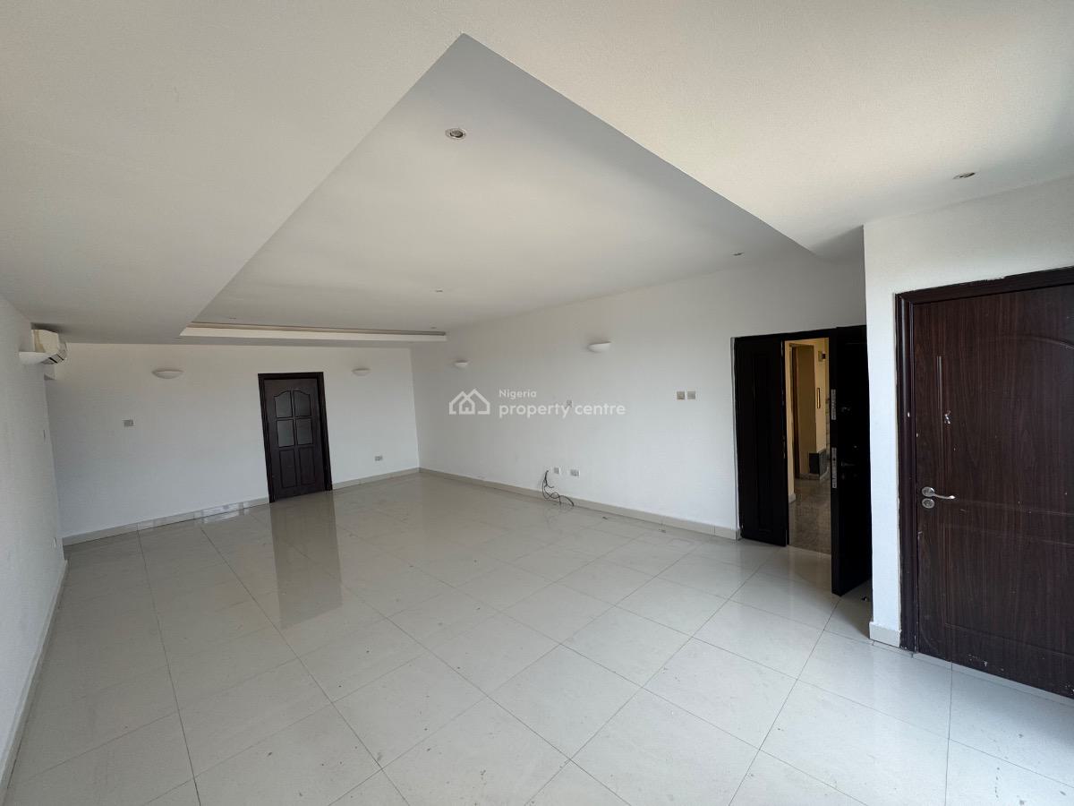 a Serviced 3 Bedroom Penthouse with Elevator and 2 Bq, Lekki Phase 1, Lekki, Lagos, Flat / Apartment for Rent
