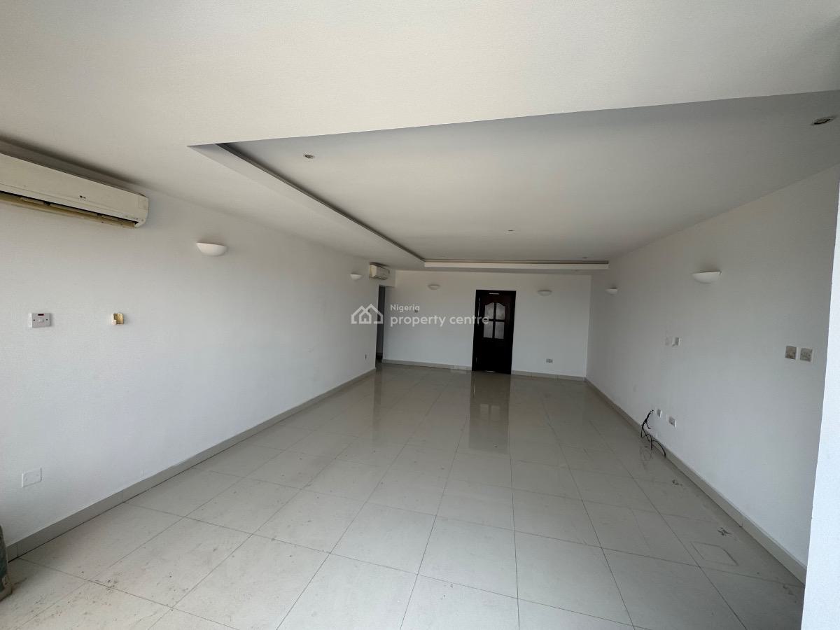 a Serviced 3 Bedroom Penthouse with Elevator and 2 Bq, Lekki Phase 1, Lekki, Lagos, Flat / Apartment for Rent