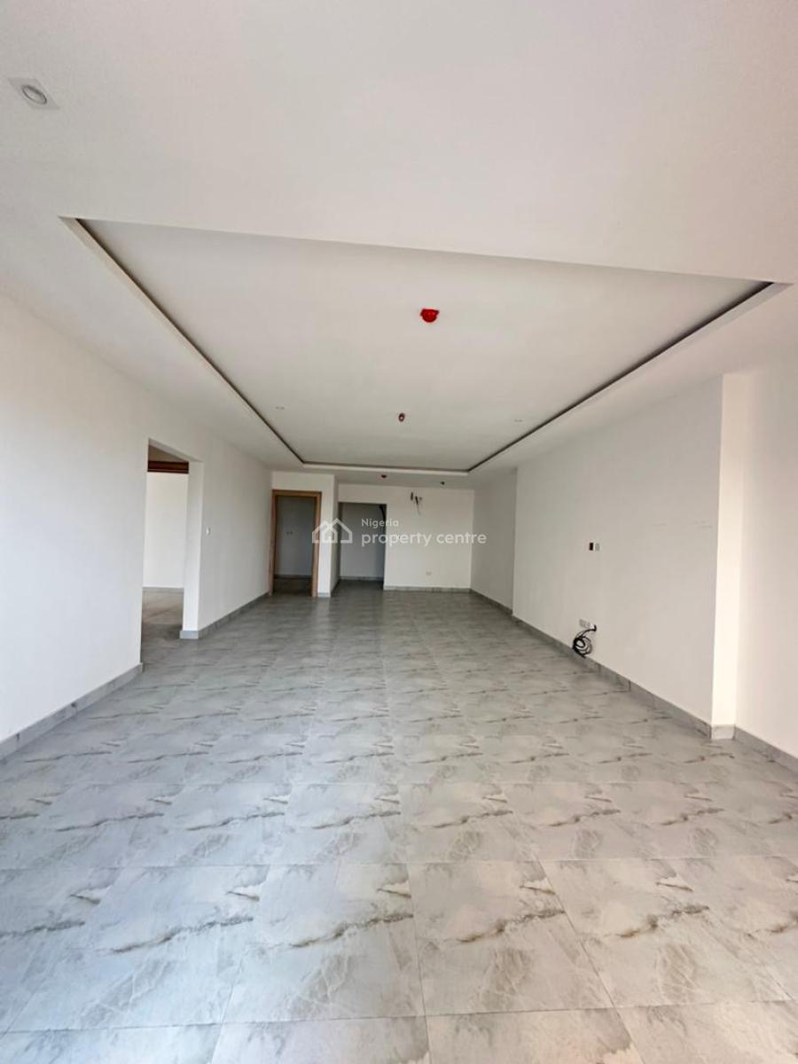 Cozy 3 Bedroom Apartment, Lekki Phase 1, Lekki, Lagos, Flat / Apartment for Sale