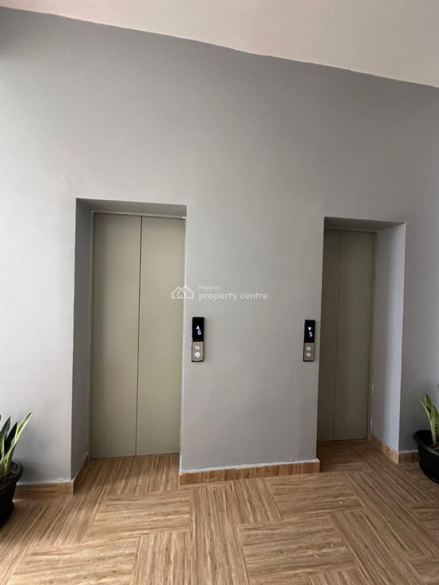 Cozy 3 Bedroom Apartment, Lekki Phase 1, Lekki, Lagos, Flat / Apartment for Sale