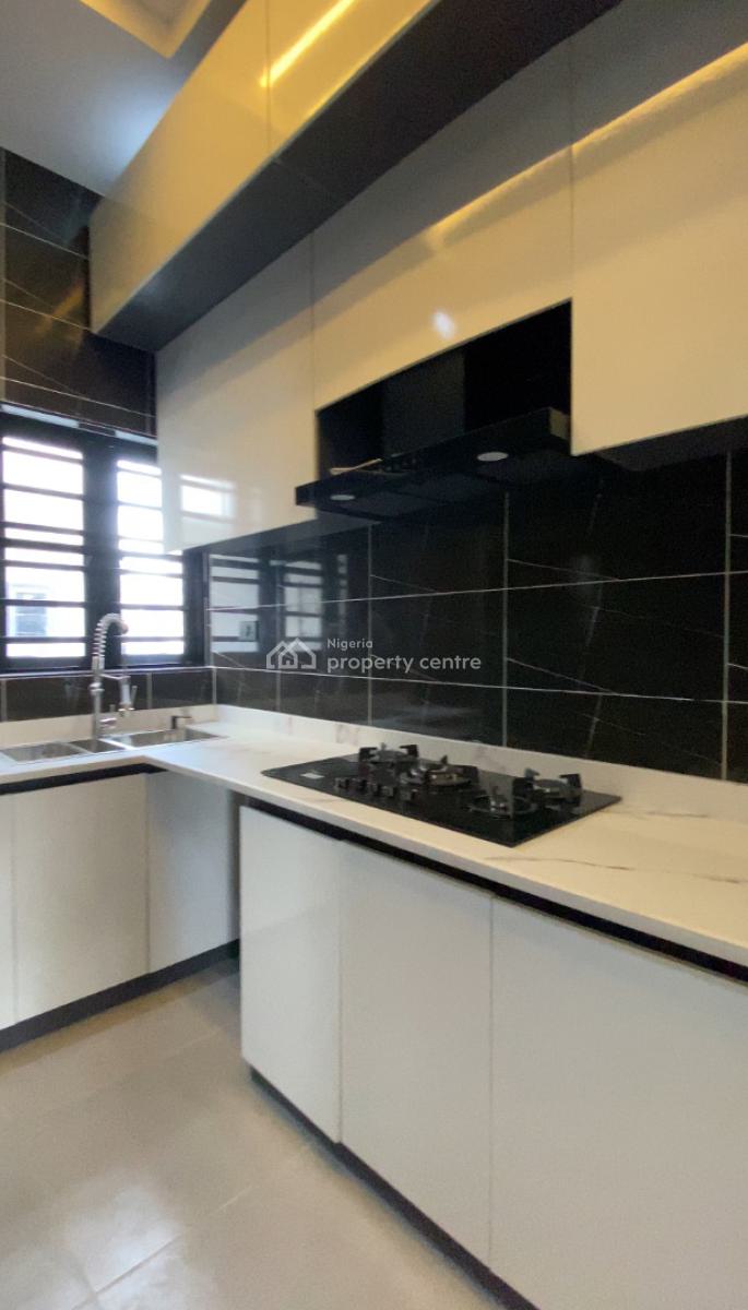 Luxury 3 Bedrooms Duplex, Ikota, Lekki, Lagos, Terraced Duplex for Sale