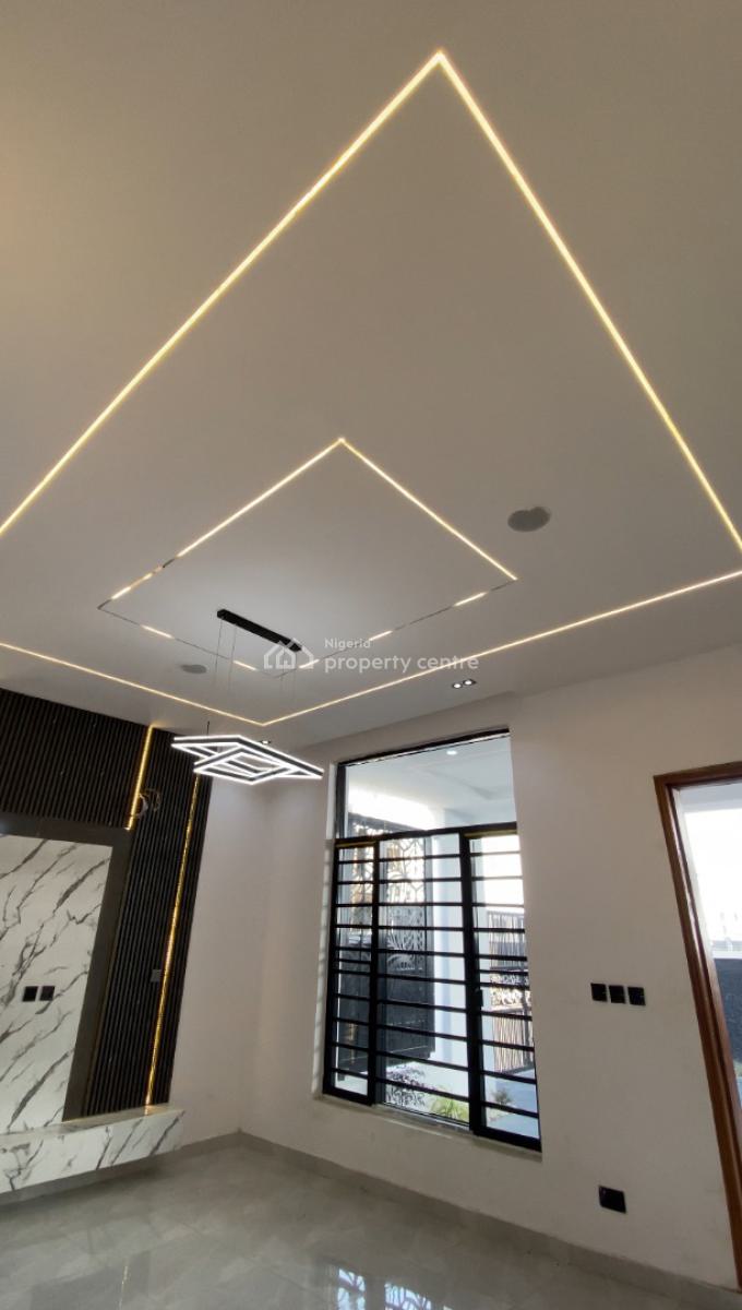 Luxury 3 Bedrooms Duplex, Ikota, Lekki, Lagos, Terraced Duplex for Sale