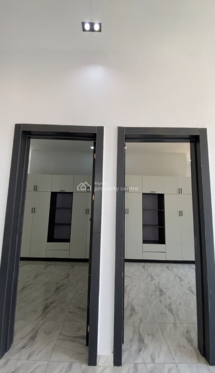 Luxury 3 Bedrooms Duplex, Ikota, Lekki, Lagos, Terraced Duplex for Sale