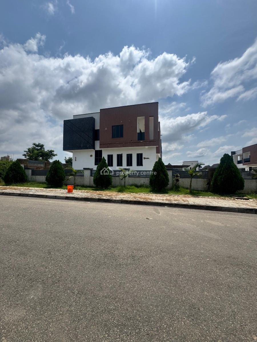 Luxury 4 Bedroom Detached House, Lugbe District, Abuja, Detached Duplex for Sale