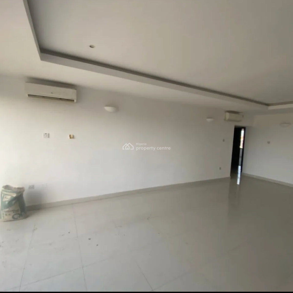 Serviced 3 Bedroom Apartment, Lekki Phase 1, Lekki, Lagos, Flat / Apartment for Rent