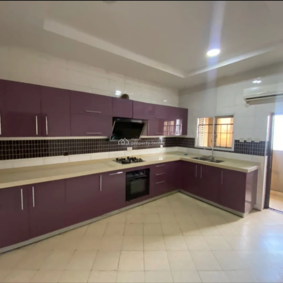 Serviced 3 Bedroom Apartment, Lekki Phase 1, Lekki, Lagos, Flat / Apartment for Rent