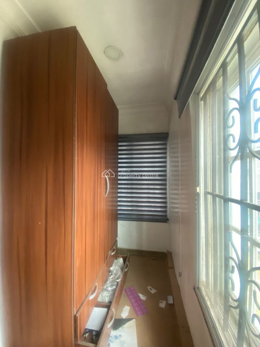 Very Big Studio Apartment with Nice Kitchen, Chevron, Lekki, Lagos, Flat / Apartment for Rent