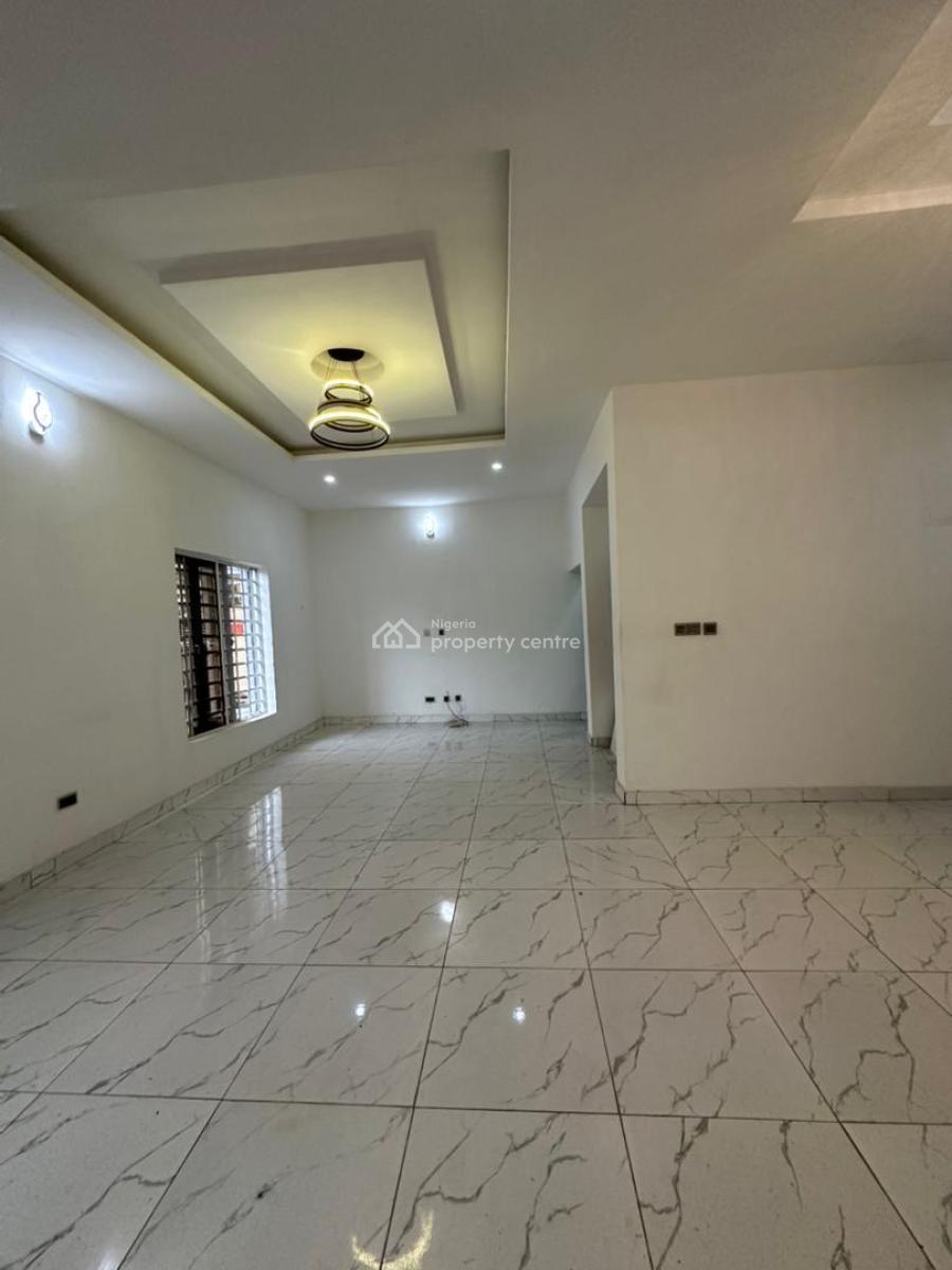 Well Built 3 Bedroom Apartment, Victoria Island (vi), Lagos, Flat / Apartment for Rent