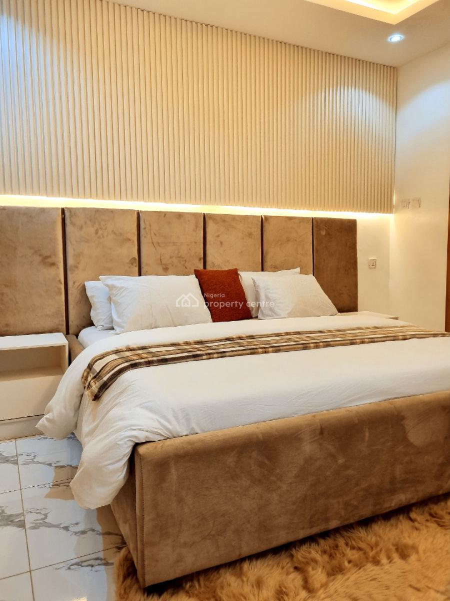 Elegant & Comfy 2 Bedroom Apartment - Wi-fi, Washing Machine, Free Morning Brew, Abiodun Bero Avenue, Olowora, Magodo Phase 1, Kosofe, Lagos, Flat / Apartment Short Let
