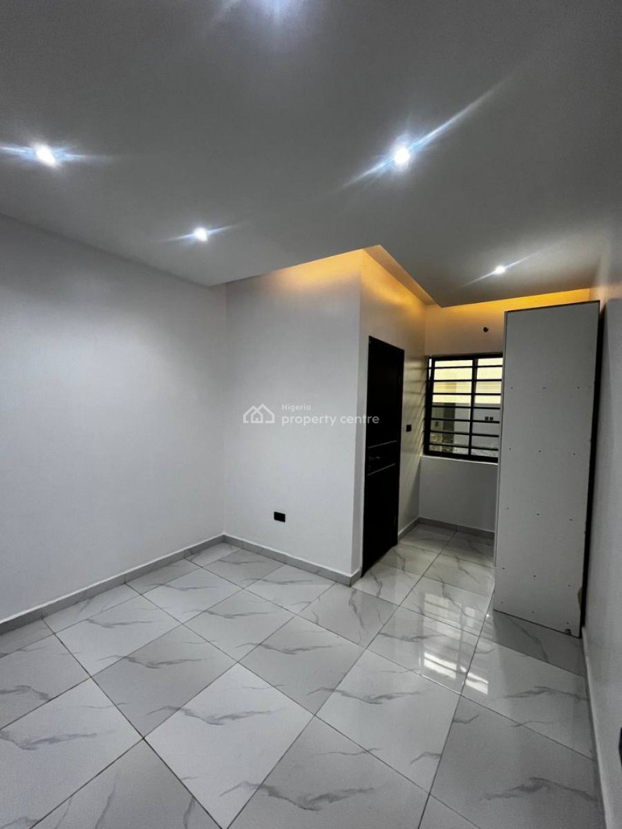 a 4 Bedroom Terrace Duplex, Ologuneru, Ibadan, Oyo, Terraced Duplex for Sale