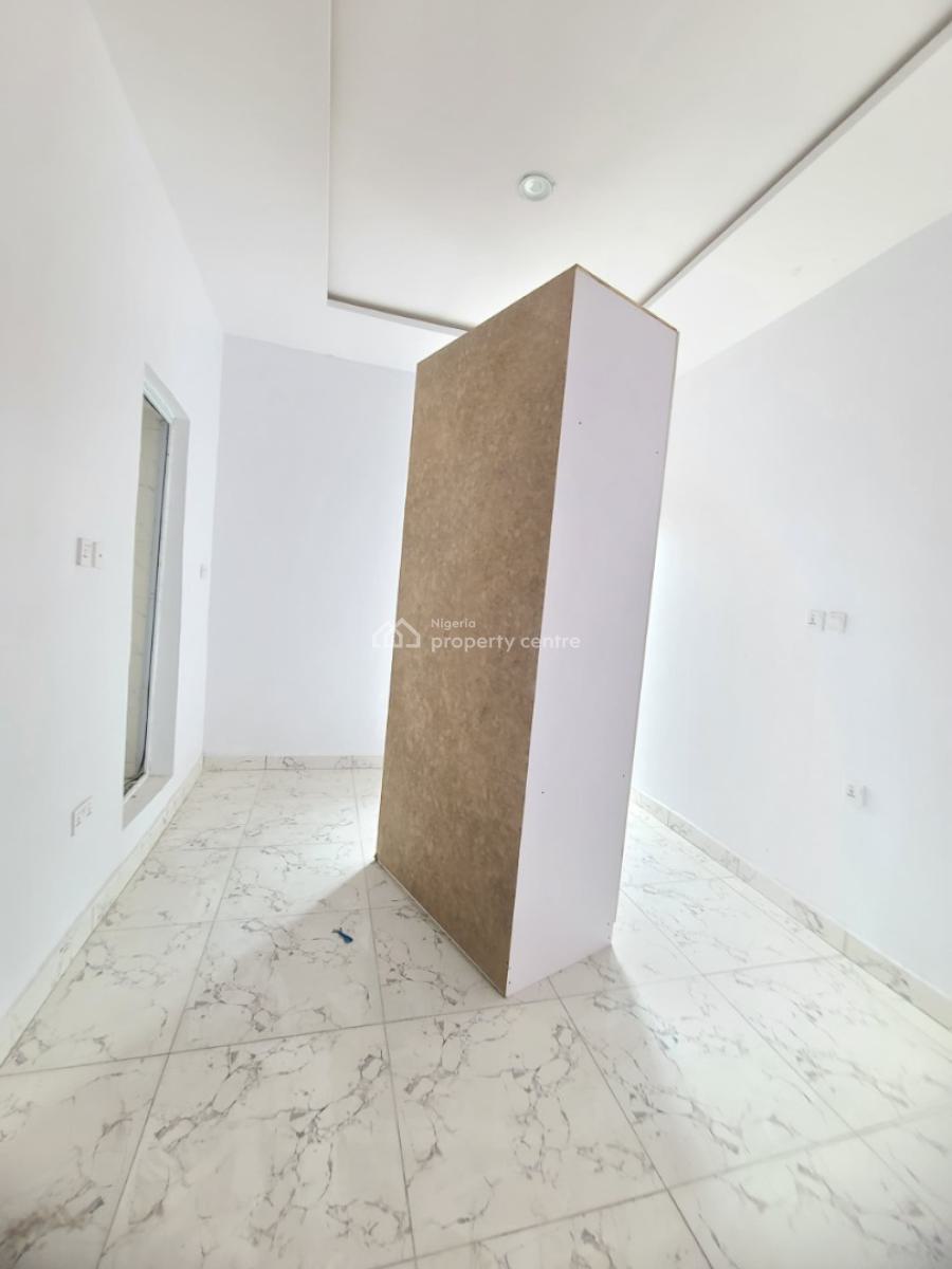 Standard and Spacious 2 Bedroom Apartment, Mobil Road, Ajah, Lagos, Flat / Apartment for Sale