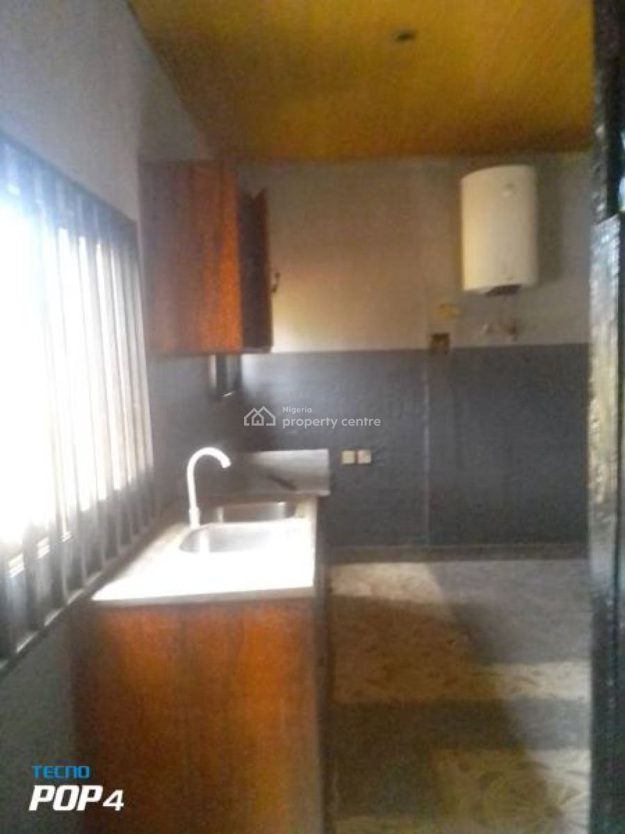 3 Bedroom Flat, Behind Aluma Oil, Bukuru Express Way,, Jos South, Plateau, Flat / Apartment for Rent
