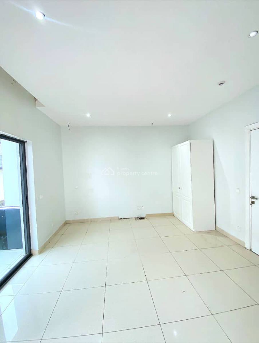 Well Maintained Serviced 4 Bedroom Terraced Duplex, Lekki Phase 1, Lekki, Lagos, Terraced Duplex for Rent