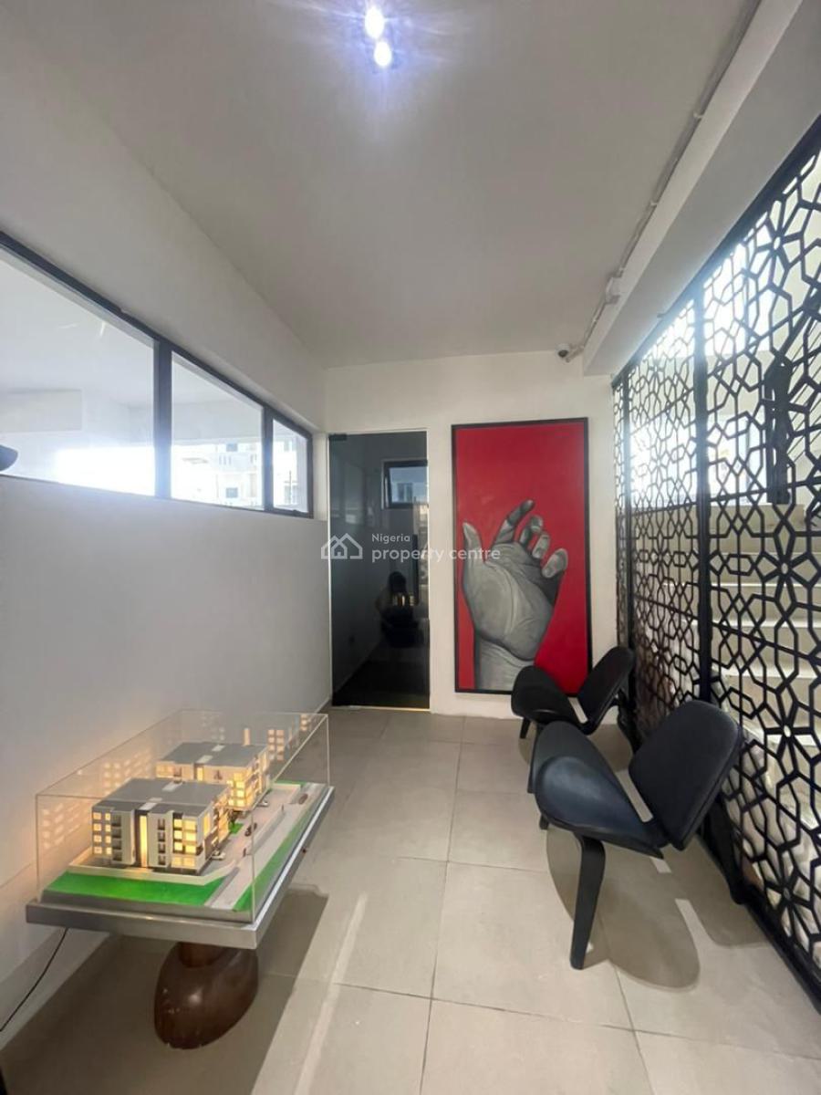 Fully Furnished 2 Bedroom Flat with Swimming Pool and Elevator, Lekki Phase 1, Lekki, Lagos, Flat / Apartment for Rent