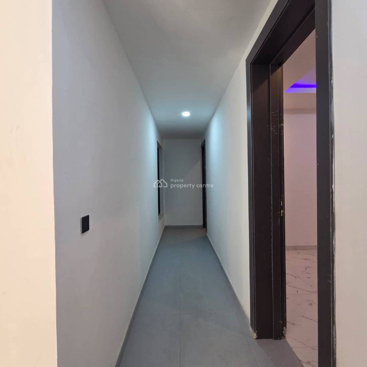 Modern 3 Bedroom Apartment with Bq., Adeniyi Jones, Ikeja, Lagos, Flat / Apartment for Sale