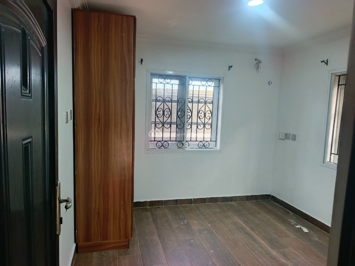 Luxury 2 Bedroom Flat, Off Mobil Road, Ilaje, Ajah, Lagos, Flat / Apartment for Rent