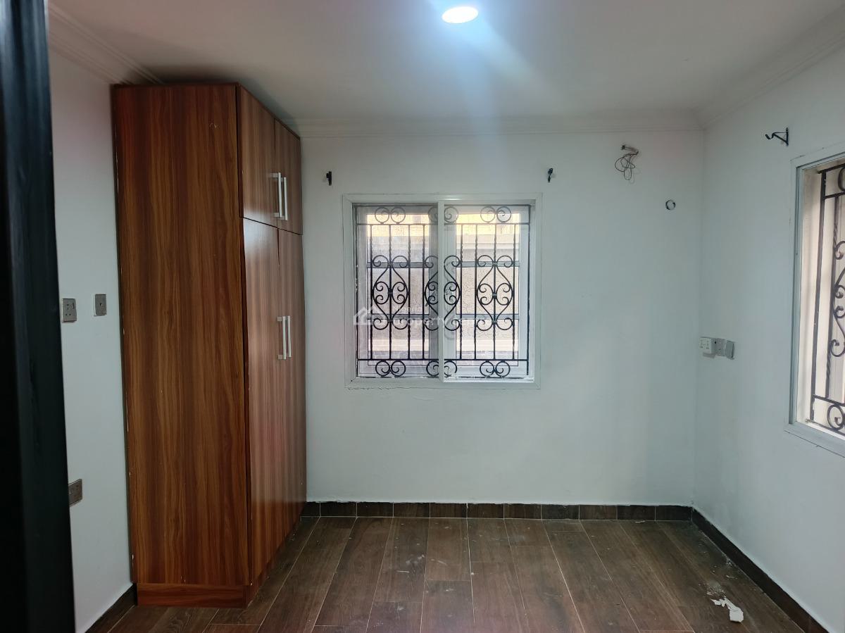 Luxury 2 Bedroom Flat, Off Mobil Road, Ilaje, Ajah, Lagos, Flat / Apartment for Rent