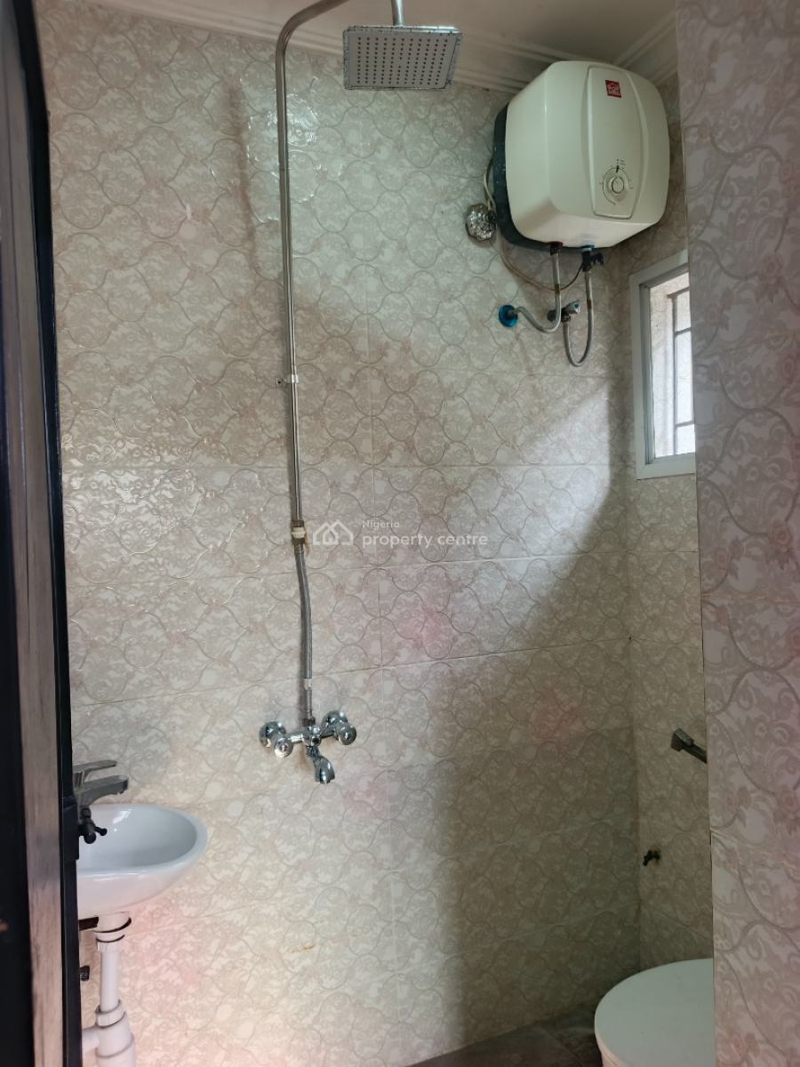 Luxury 2 Bedroom Flat, Off Mobil Road, Ilaje, Ajah, Lagos, Flat / Apartment for Rent