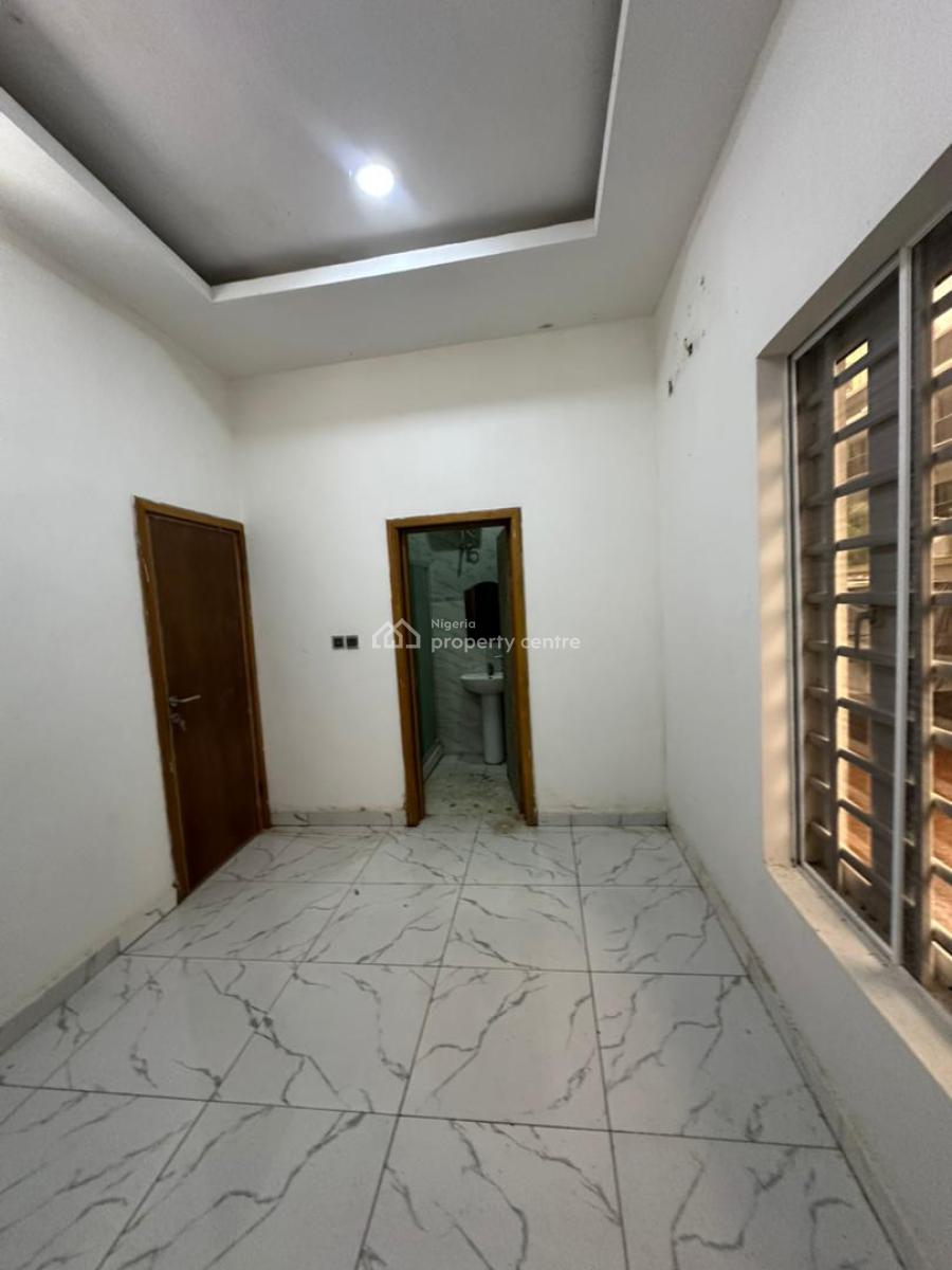 Well Built 3bedroom Flat with Bq and Swimming Pool, Victoria Island (vi), Lagos, Flat / Apartment for Rent