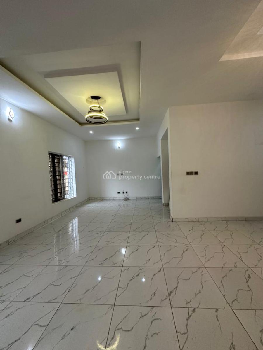 Well Built 3bedroom Flat with Bq and Swimming Pool, Victoria Island (vi), Lagos, Flat / Apartment for Rent