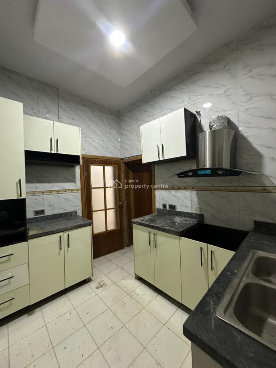 Well Built 3bedroom Flat with Bq and Swimming Pool, Victoria Island (vi), Lagos, Flat / Apartment for Rent