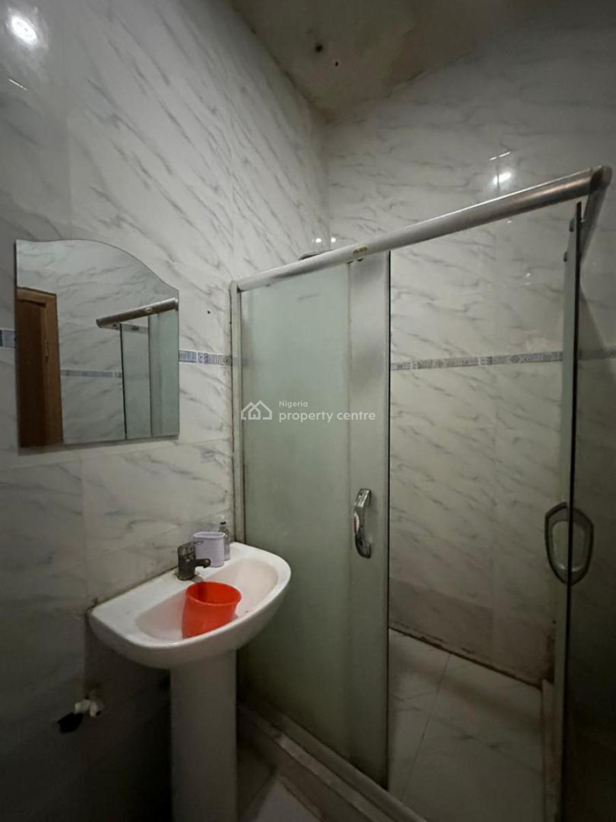 Well Built 3bedroom Flat with Bq and Swimming Pool, Victoria Island (vi), Lagos, Flat / Apartment for Rent