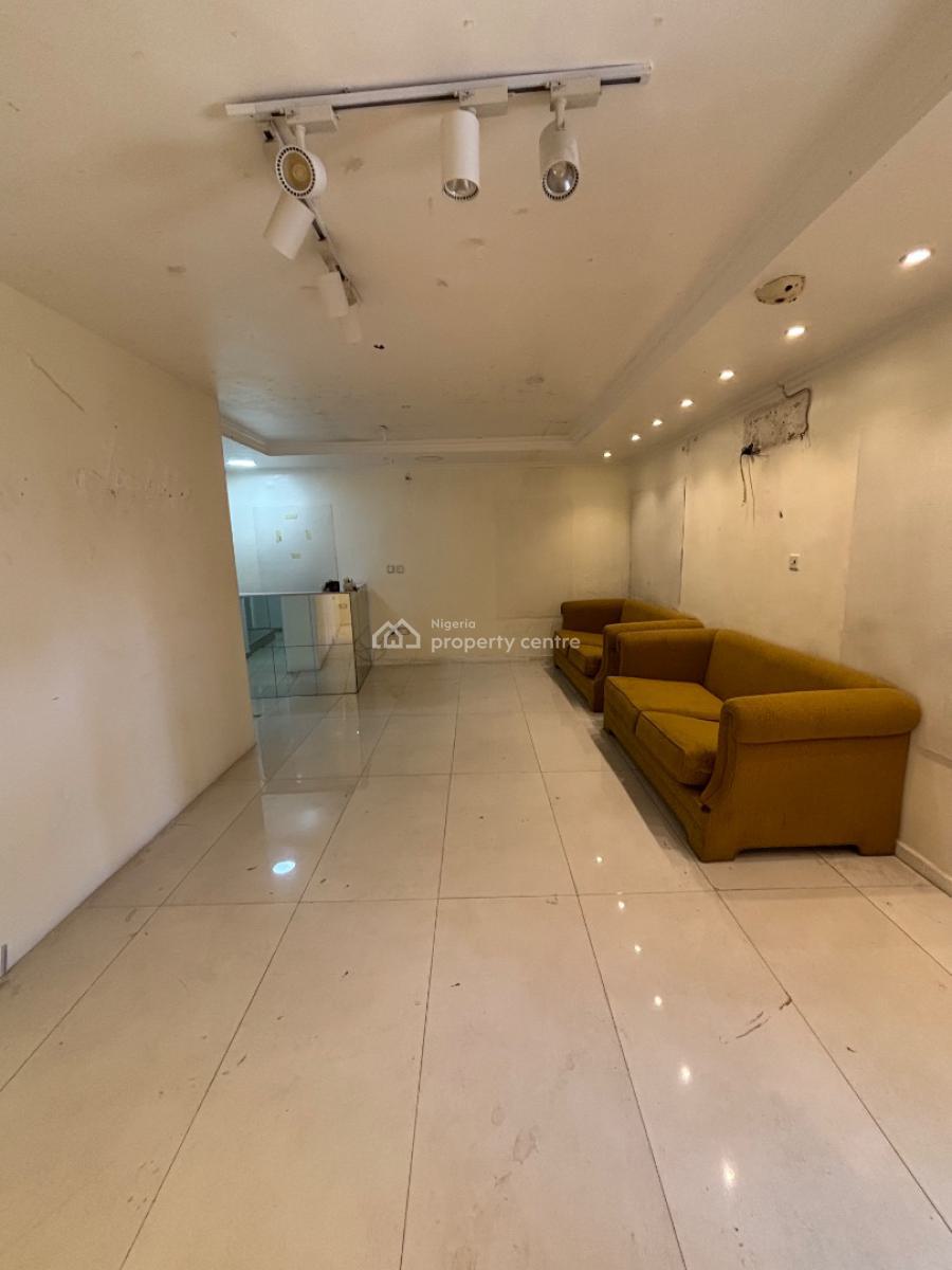 Commercial Duplex on 970sqm, Victoria Island (vi), Lagos, Office Space for Rent