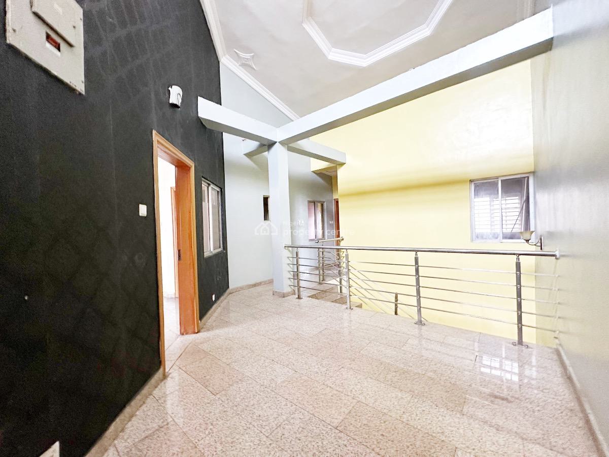 a Well Maintained Spacious 5 Bedroom Terrace Duplex with Bq, Gra Phase 1, Magodo, Lagos, Terraced Duplex for Rent