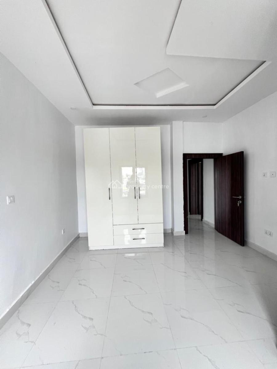 Clean 3 Bedroom Flat with Bq, Swimming Pool, Gym and Elevator, Ikoyi, Lagos, Flat / Apartment for Rent