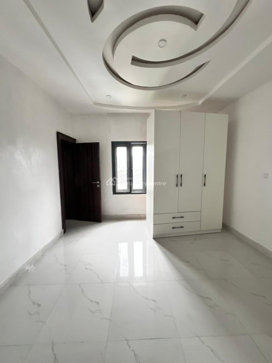 Clean 3 Bedroom Flat with Bq, Swimming Pool, Gym and Elevator, Ikoyi, Lagos, Flat / Apartment for Rent