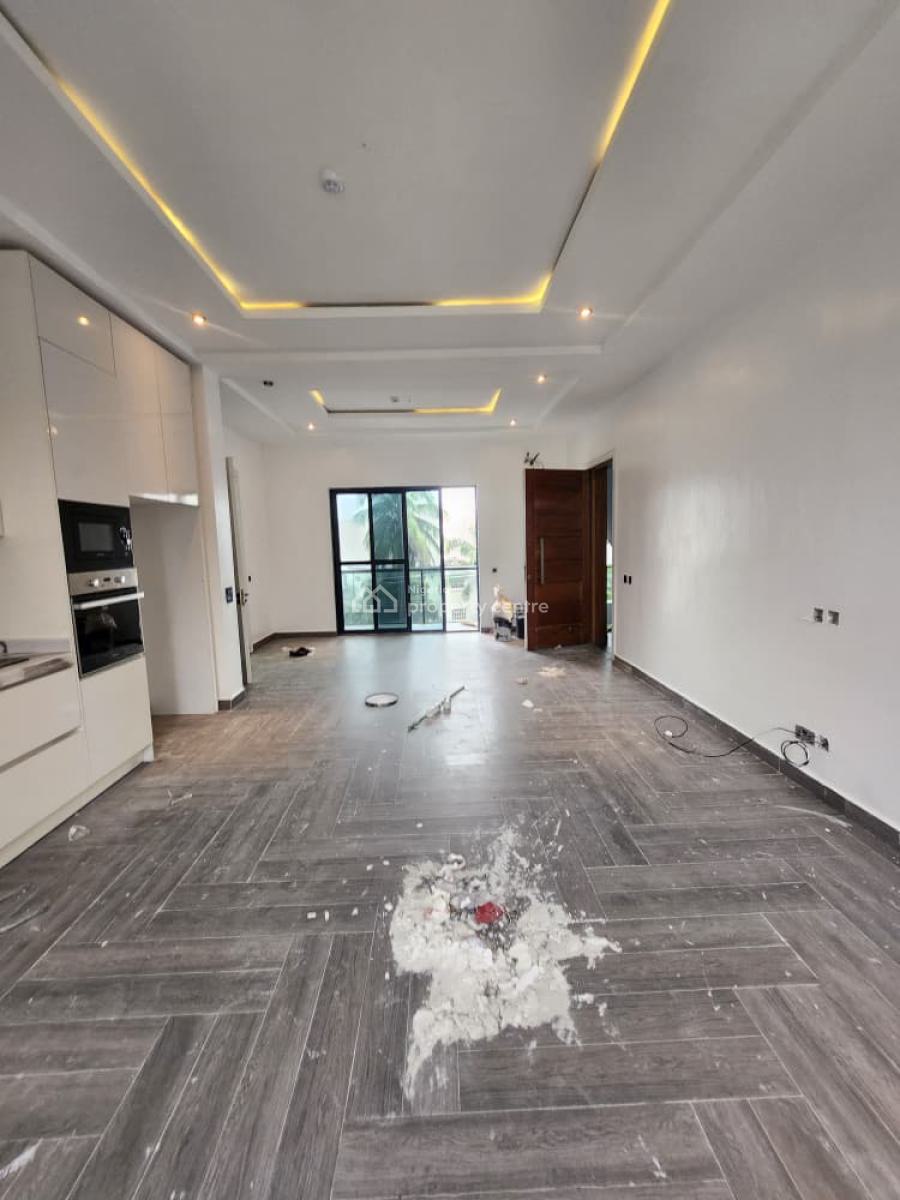 Well Maintained 1 Bedroom Apartment Up, Lekki Phase 1, Lekki, Lagos, Mini Flat (room and Parlour) for Rent