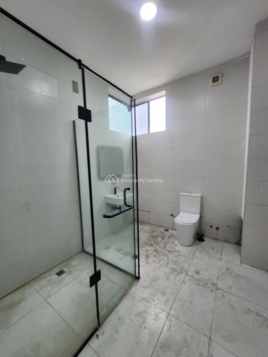 Well Maintained 1 Bedroom Apartment Up, Lekki Phase 1, Lekki, Lagos, Mini Flat (room and Parlour) for Rent