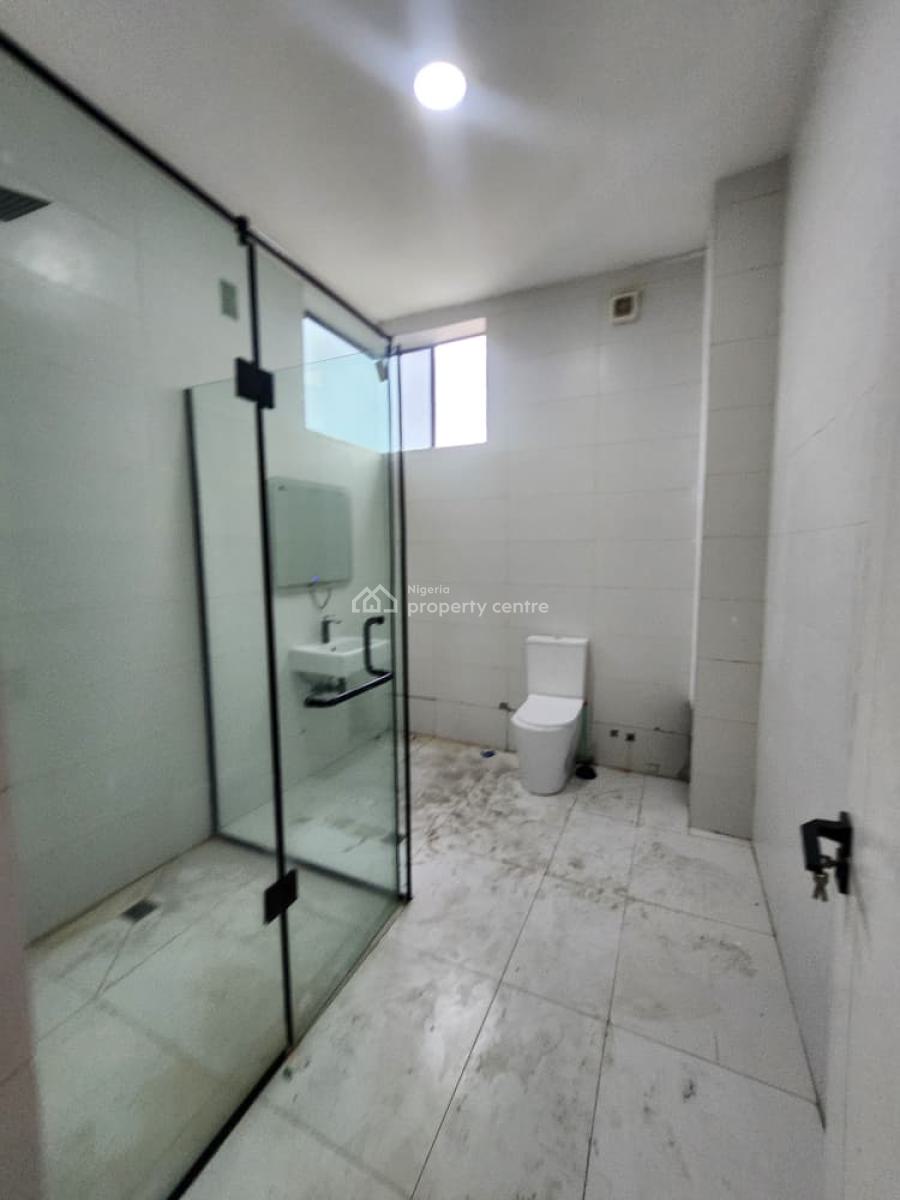 Well Maintained 1 Bedroom Apartment Up, Lekki Phase 1, Lekki, Lagos, Mini Flat (room and Parlour) for Rent