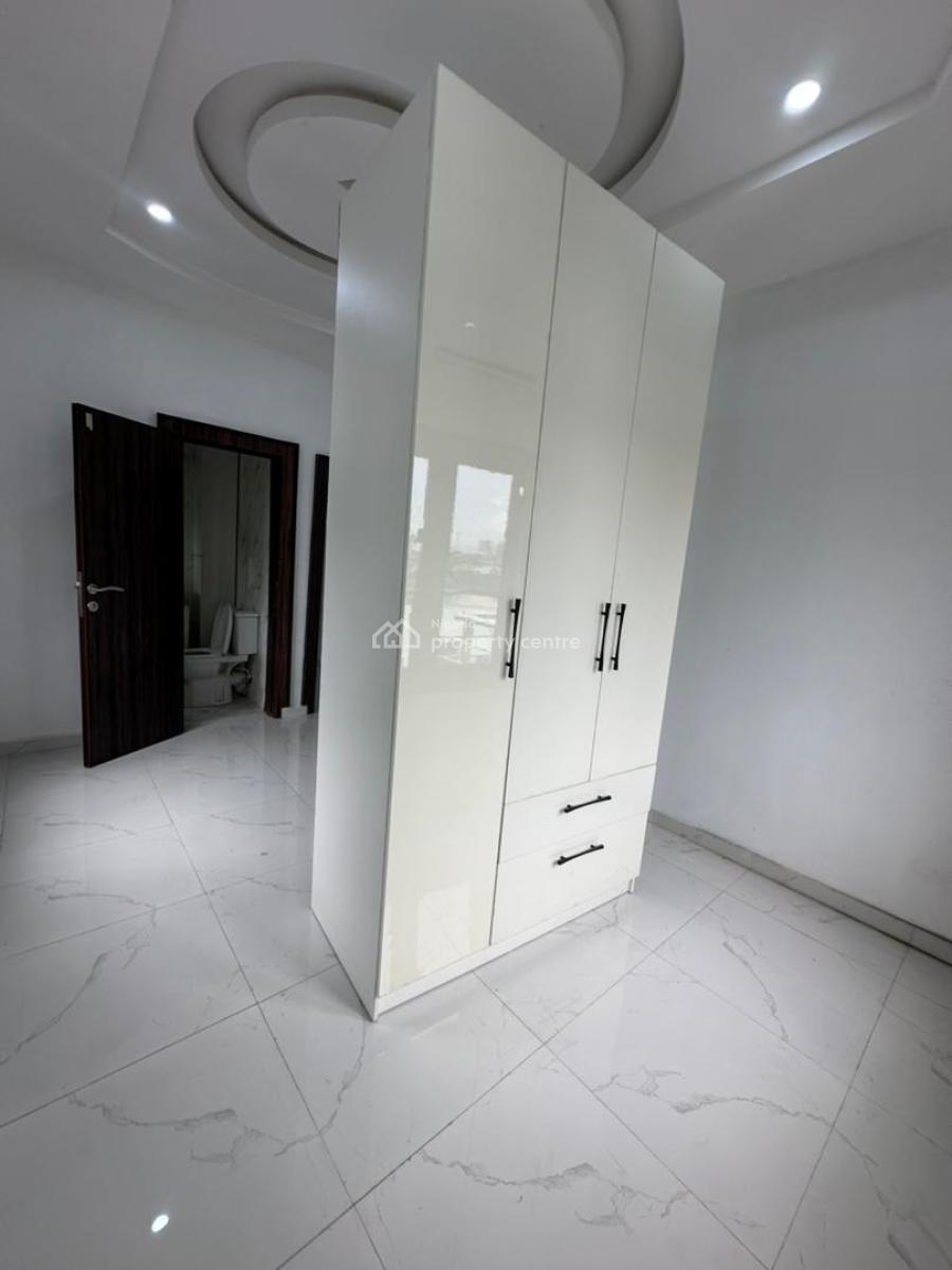Clean 2 Bedroom Flat with Swimming Pool and Gym, Ikoyi, Lagos, Flat / Apartment for Rent