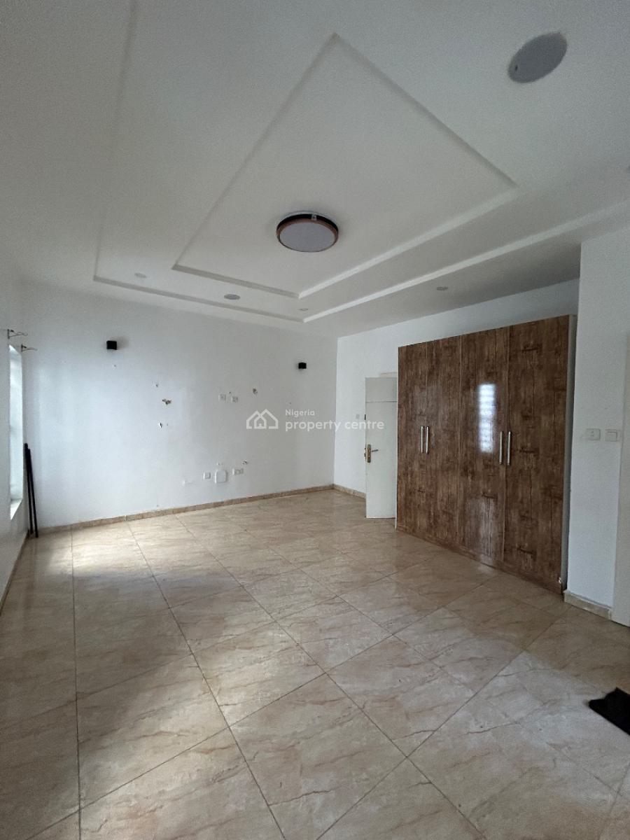 Well Maintained and Spacious Master Bedroom Selfcon, Lcc Area , Second Toll Gate, Lekki, Lagos, Self Contain (single Rooms) for Rent