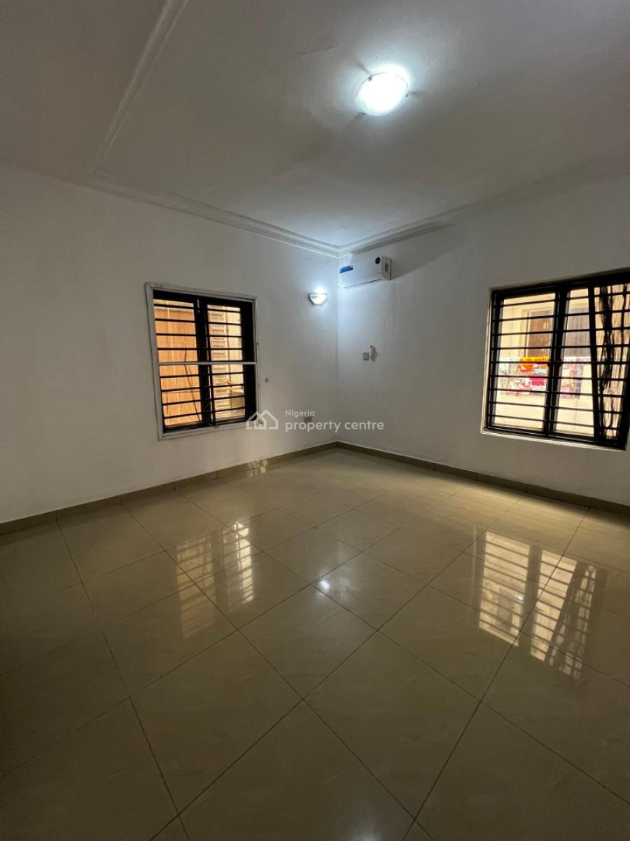 3 Bedroom Apartment with Bq, Lekki Phase 1, Lekki, Lagos, Flat / Apartment for Rent