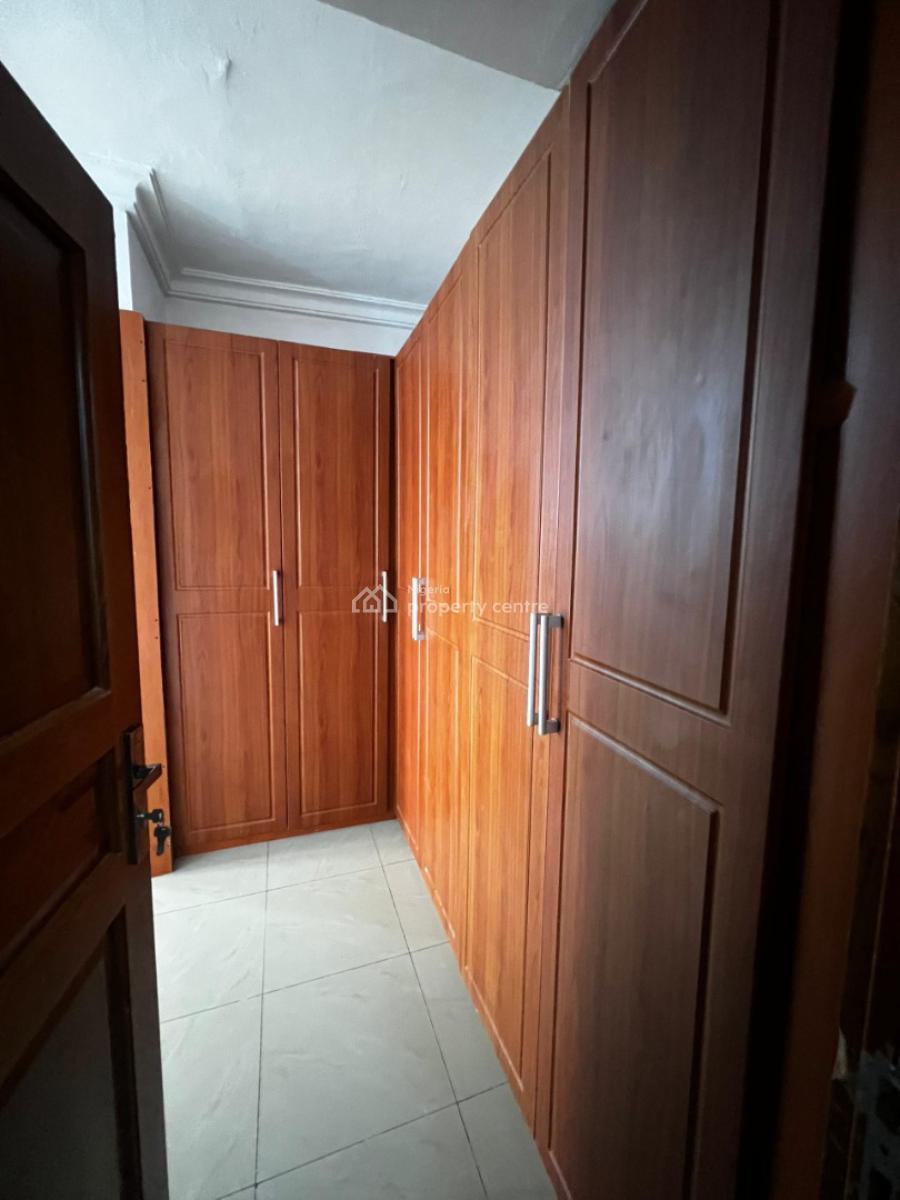3 Bedroom Apartment with Bq, Lekki Phase 1, Lekki, Lagos, Flat / Apartment for Rent