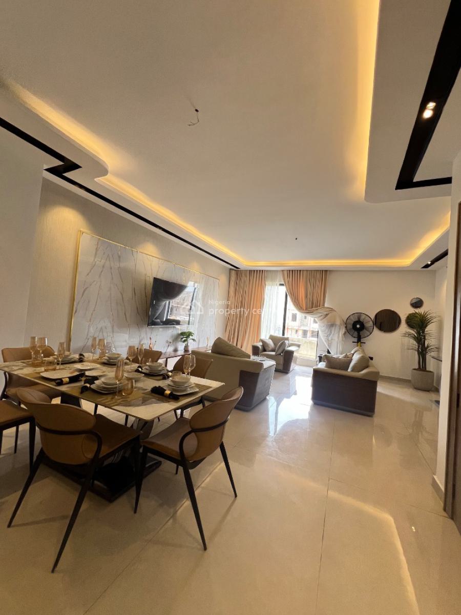2 Bedroom Luxury Apartment with Swimming Pool, Lekki Phase 1, Lekki, Lagos, Block of Flats for Sale