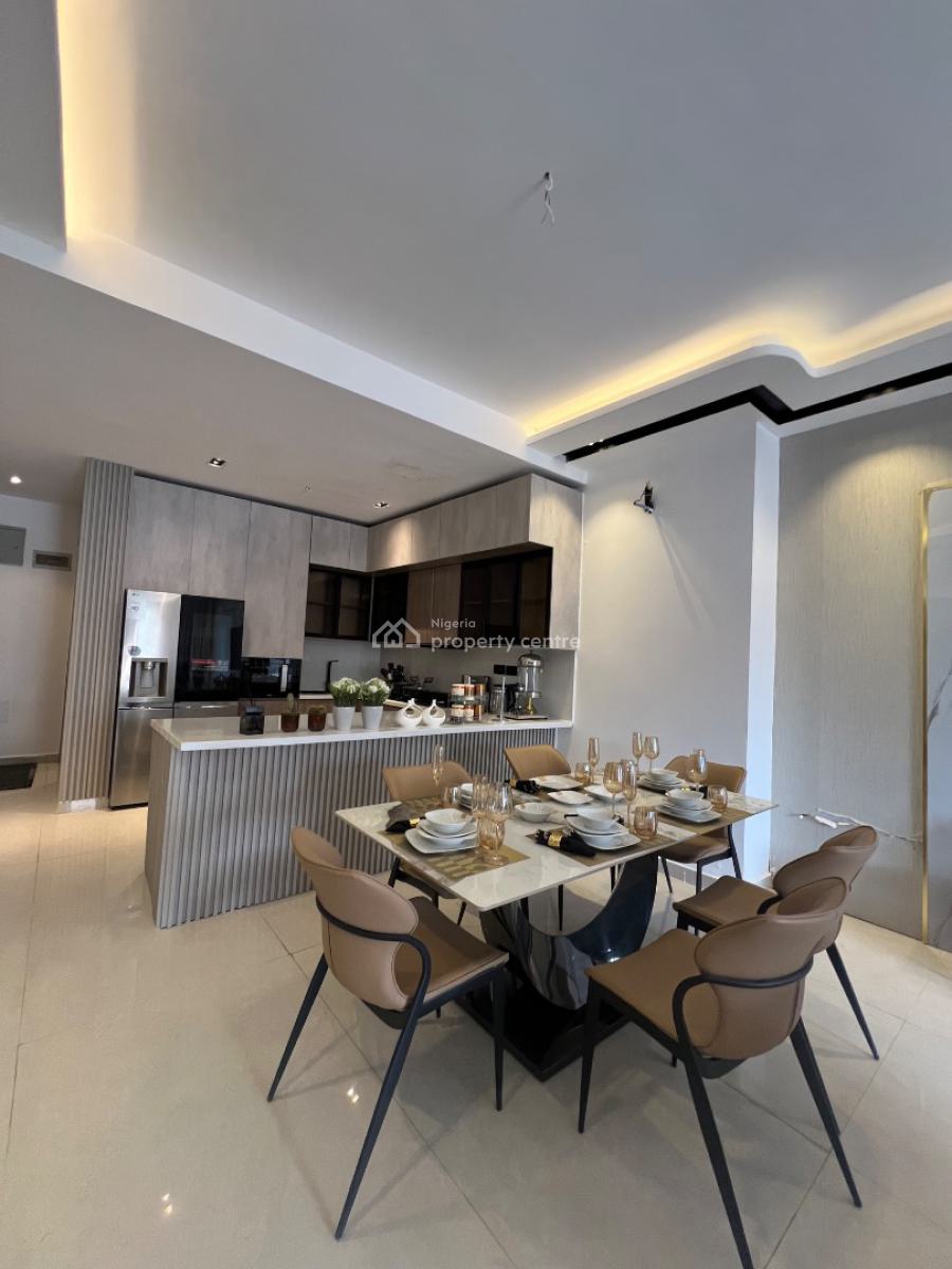 2 Bedroom Luxury Apartment with Swimming Pool, Lekki Phase 1, Lekki, Lagos, Block of Flats for Sale