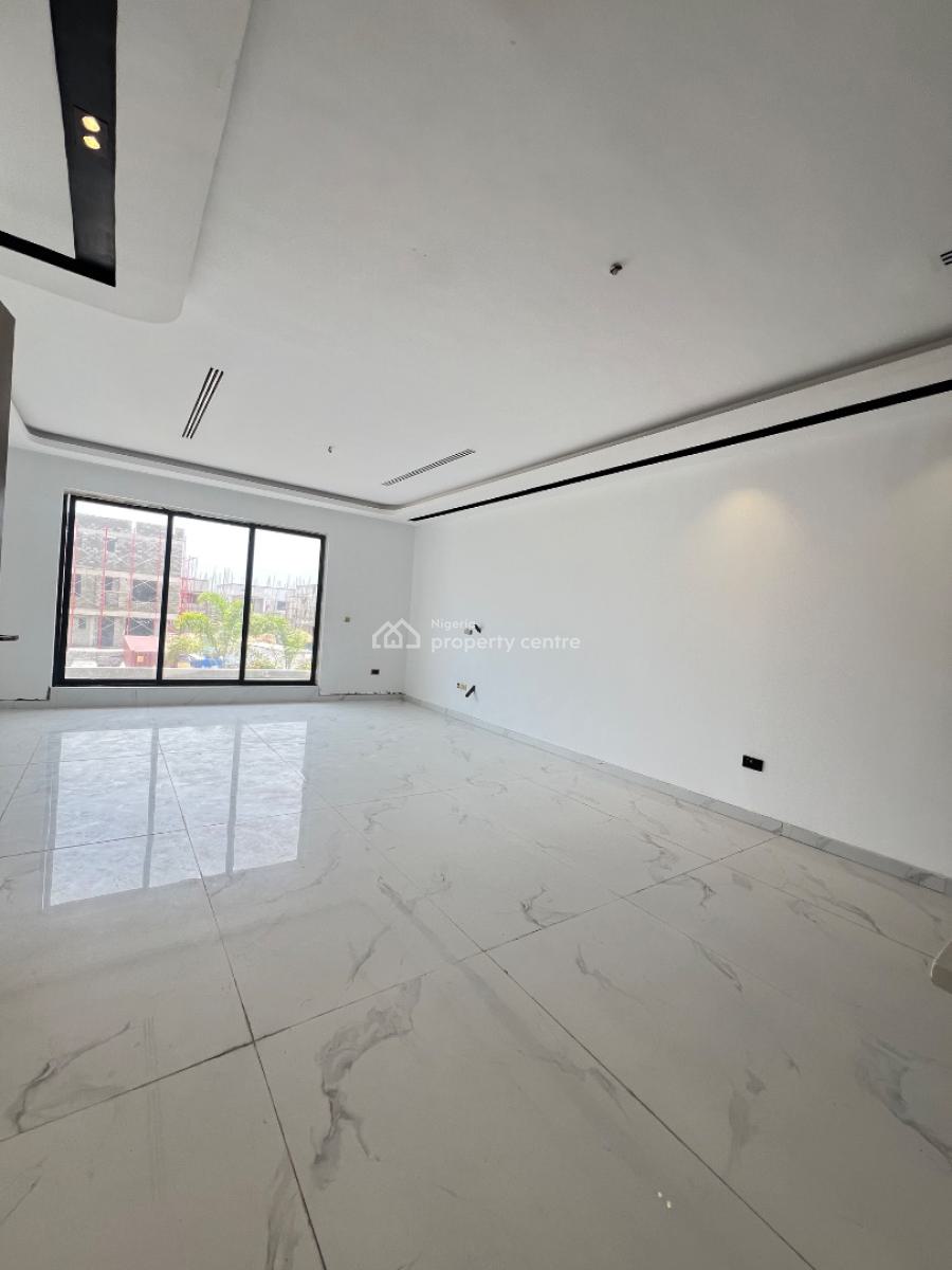 2 Bedroom Luxury Apartment with Swimming Pool, Lekki Phase 1, Lekki, Lagos, Block of Flats for Sale