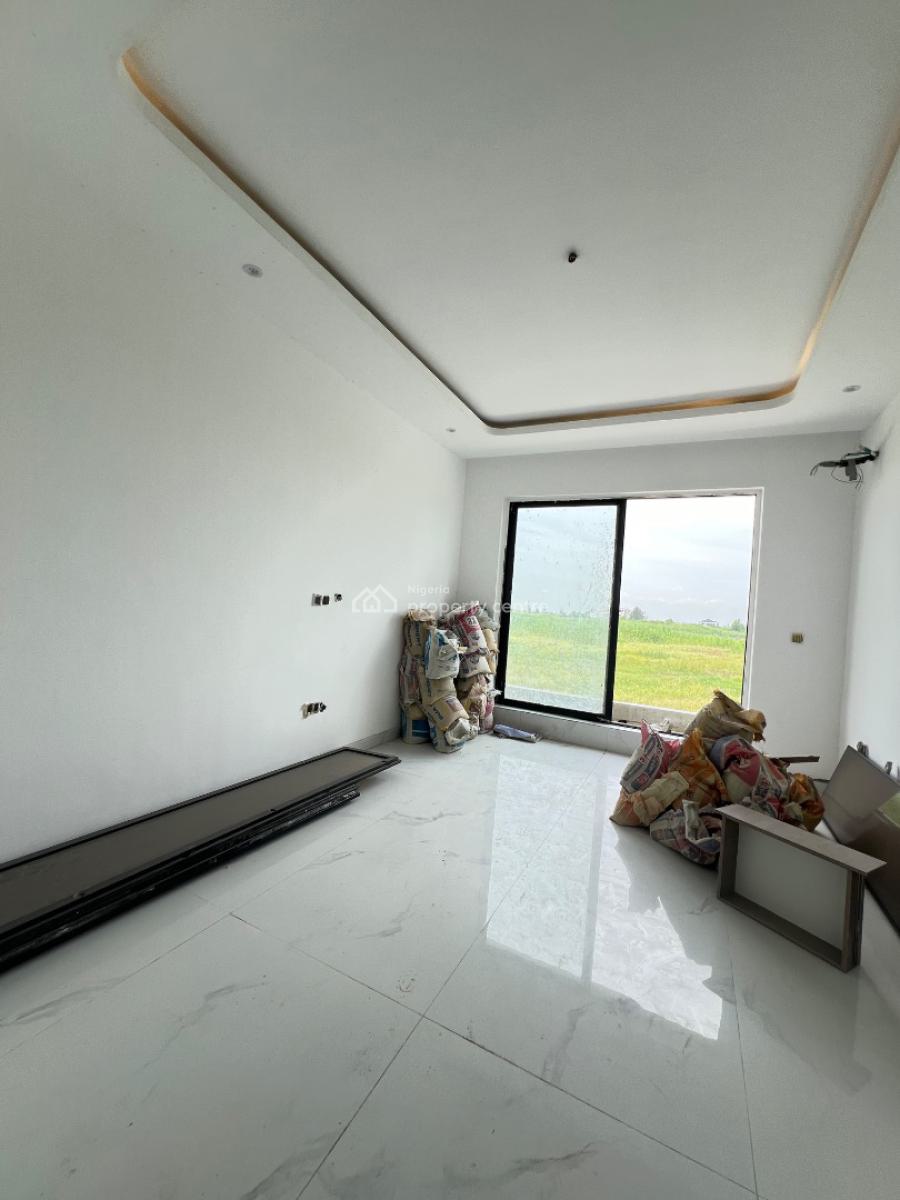 2 Bedroom Luxury Apartment with Swimming Pool, Lekki Phase 1, Lekki, Lagos, Block of Flats for Sale